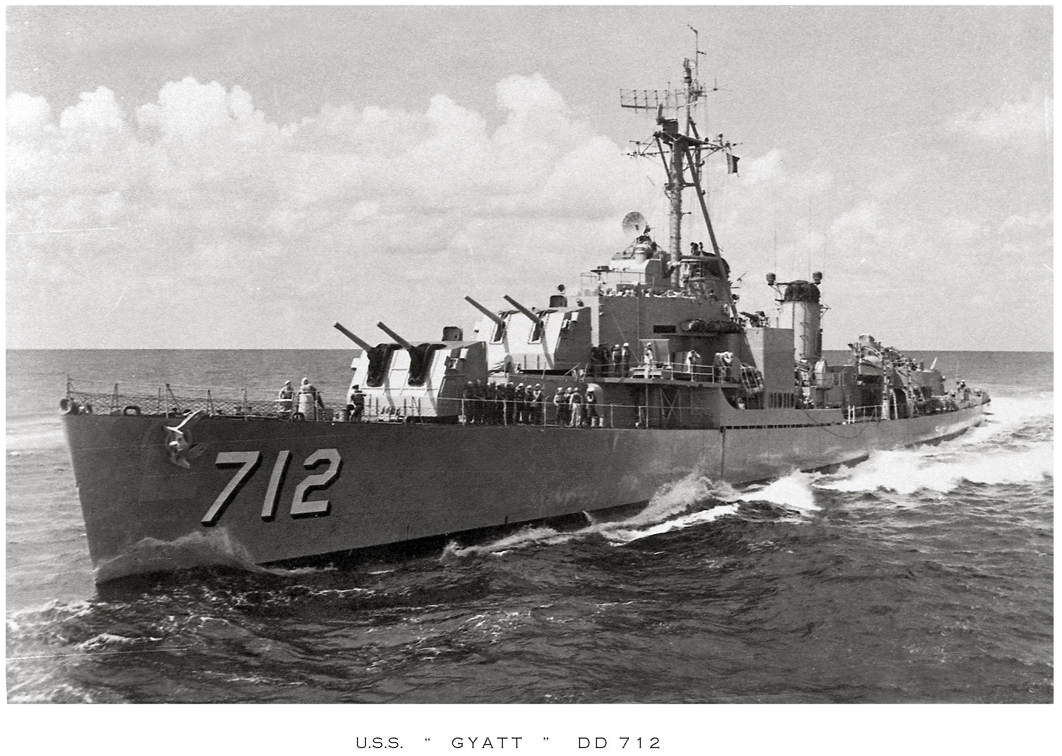 Uss gyatt. Эсминец Gyatt DD -712. Gyatts.