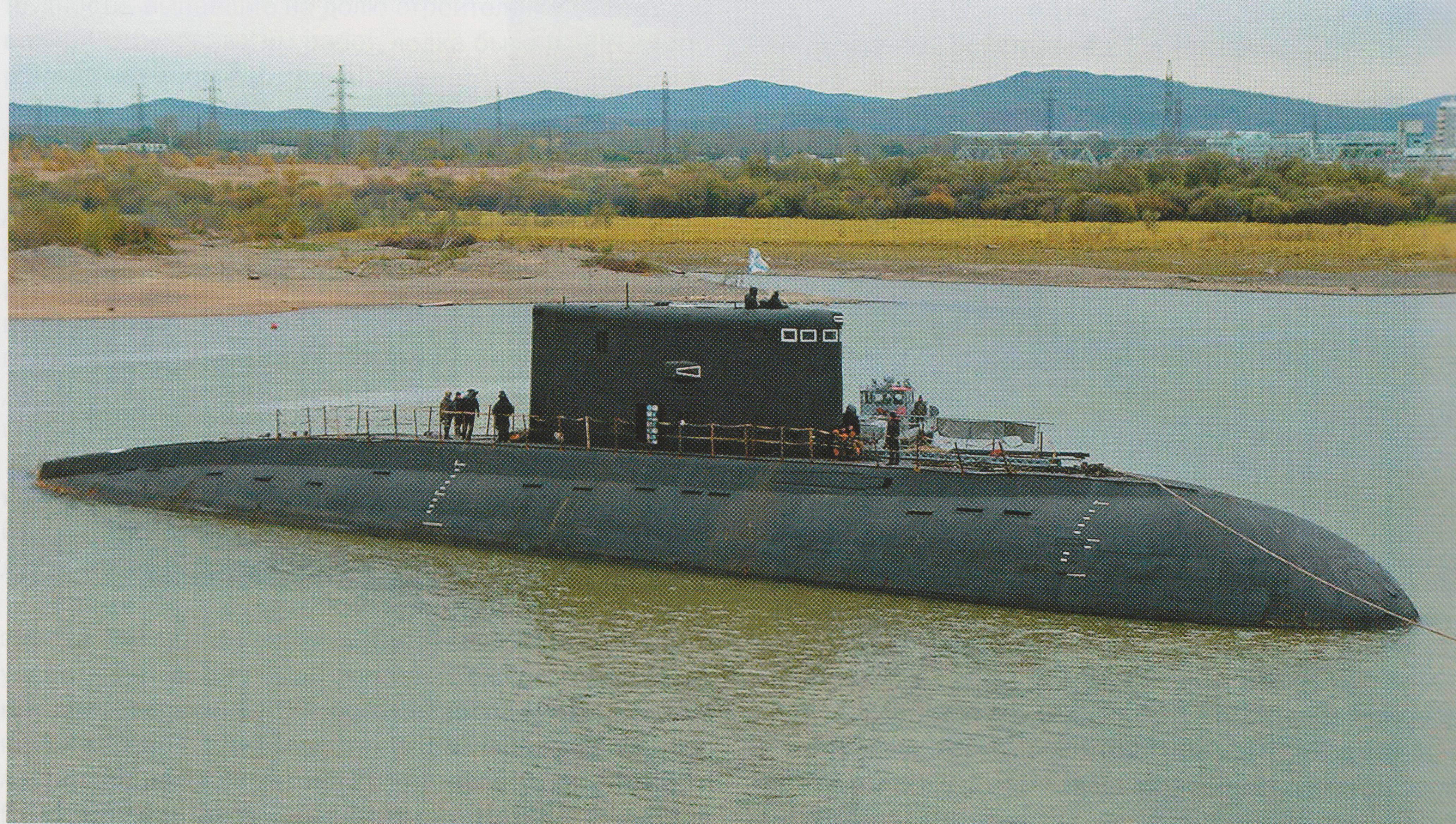 Подводный ход лодки. Подводная лодка б-187 «Комсомольск на Амуре». Дизельная подводная лодка б-187 «Комсомольск-на-Амуре». Подводные лодки проекта 636 «Варшавянка». Подводная лодка палтус 877.